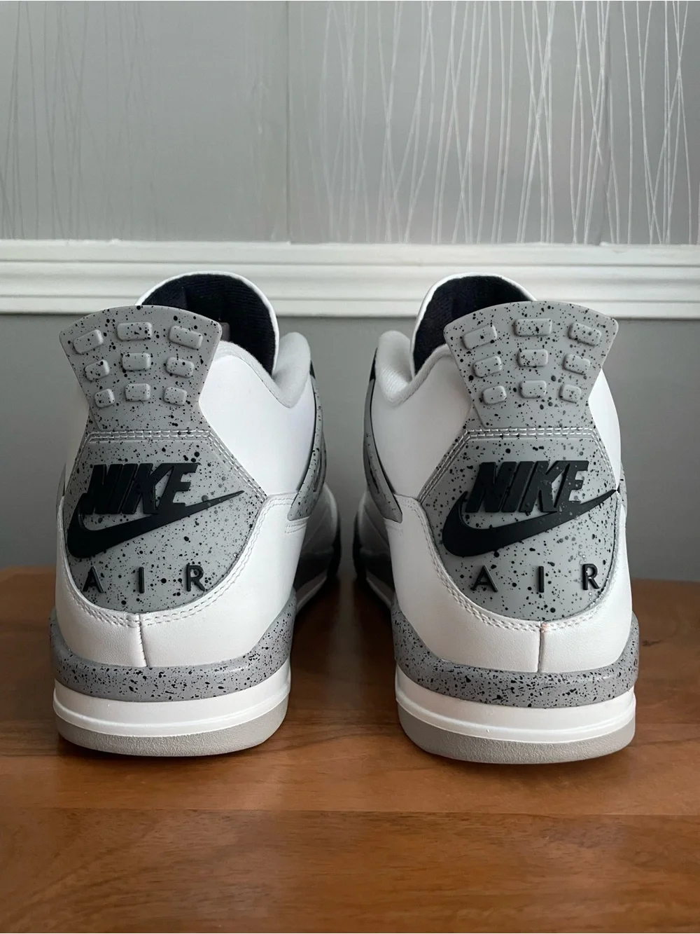 Nike Air Jordan 4 Retro White Cement Summit White Fire Red Men’s Size 13 FV5029-